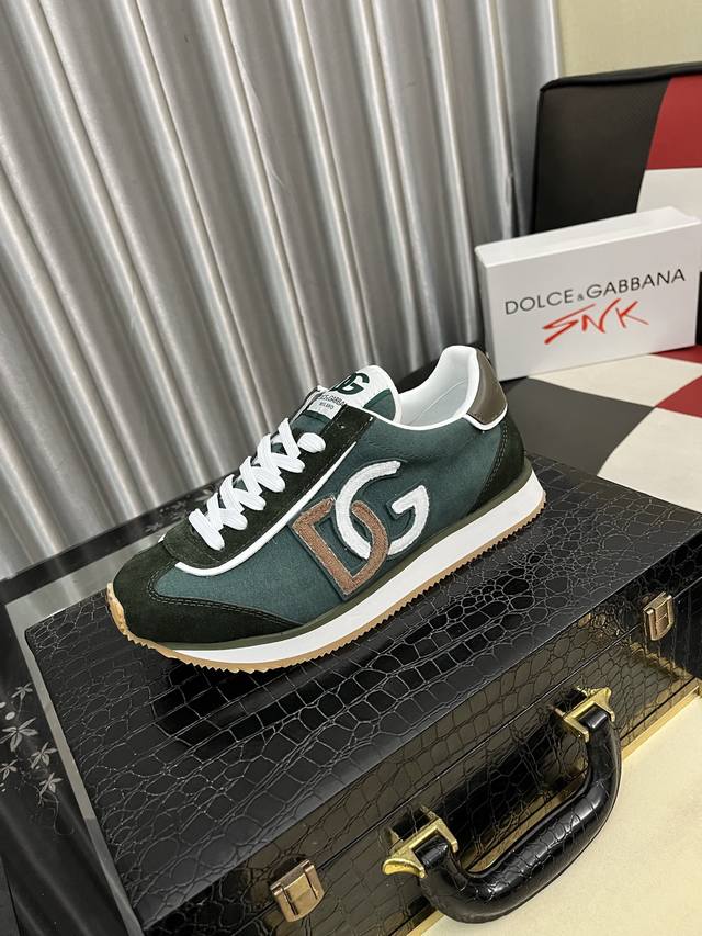 Factory Price Men's Shoes Original DG latest hot-selling casual shoes, featurin