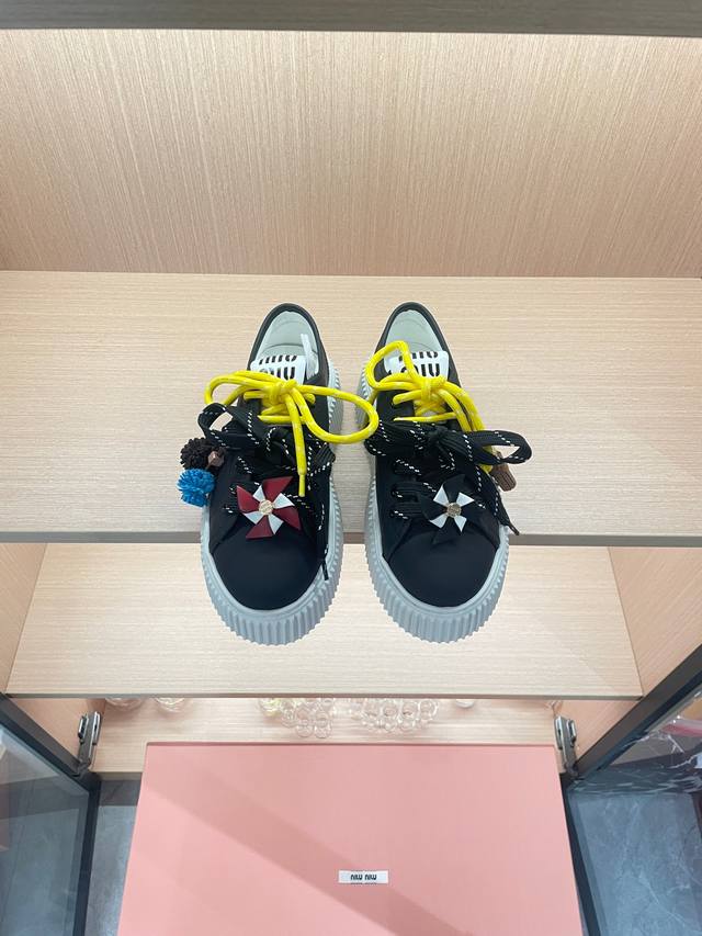 Factory p-price women's clothing and women's sports shoes original Miumiu25 aut