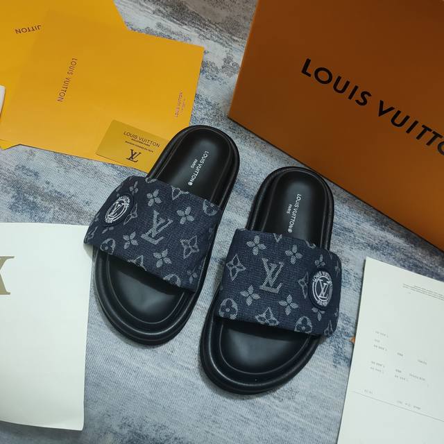 Factory price pp: New arrival in early spring Louis Vuitton popular couple embo