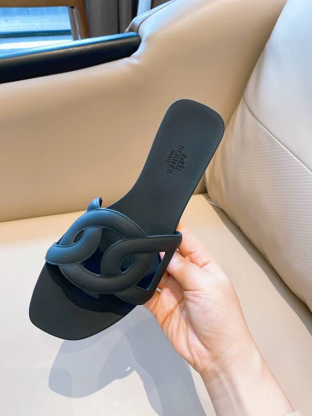 Size: 36-41 Due to rising costs, to maintain better supply and year-round availa