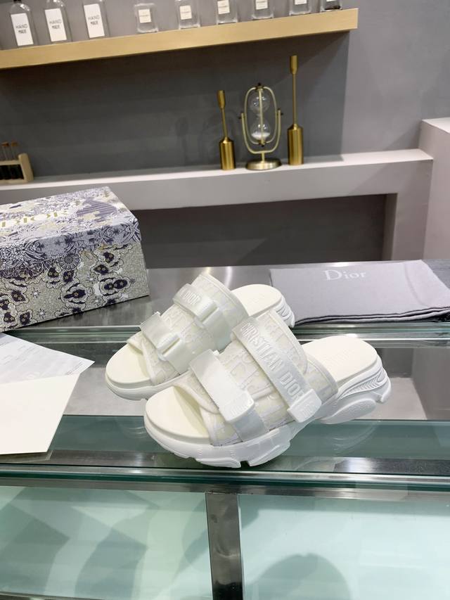 Dior Shoes Thick-soled Slippers A girl's six-letter ID card [Exclusive for gang