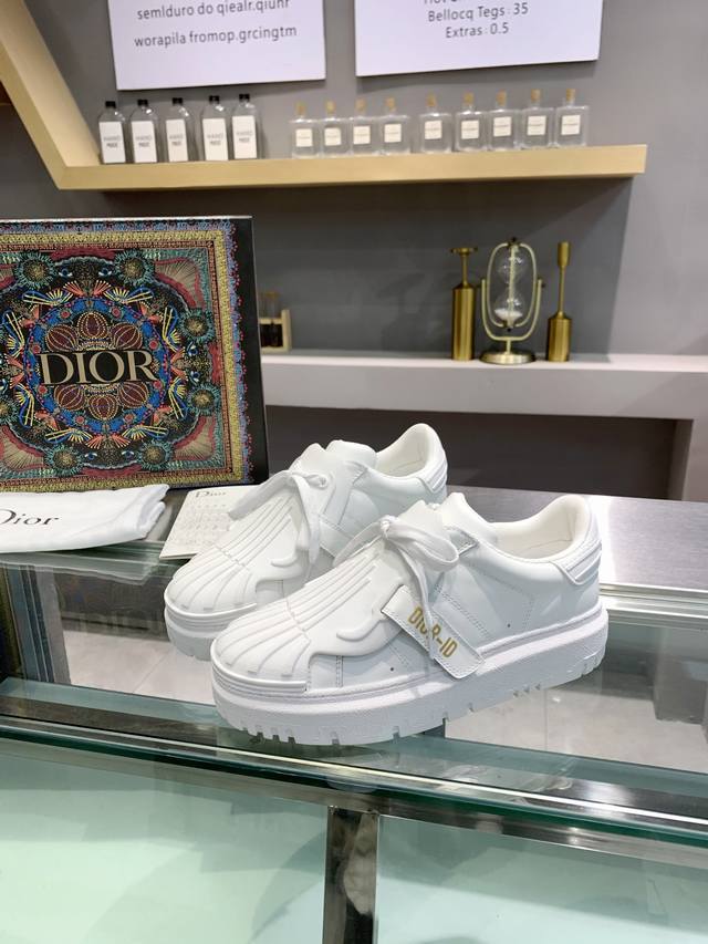 Men's Dior is on a roll! Fall/Winter runway style, classic casual sneakers have
