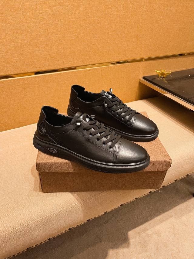 Factory p-batch Prada men's shoes, a 1:1 replica of the high-end brand's offici