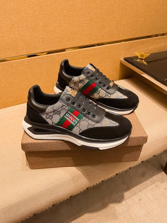 Factory-ordered Gucci men's shoes, a 1:1 replica of the high-end brand's offici