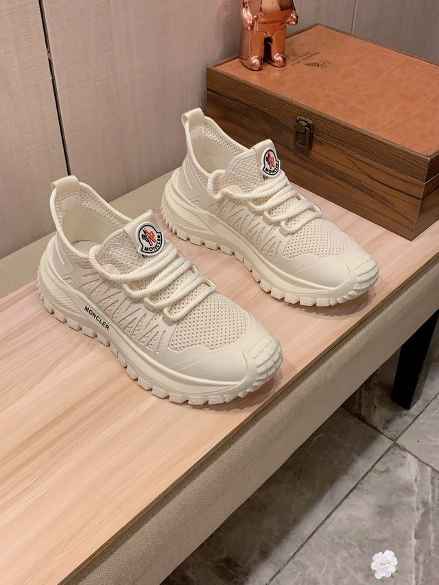 : Factory-priced Monkou*, the latest hot-selling casual shoes. Top-tier luxury b