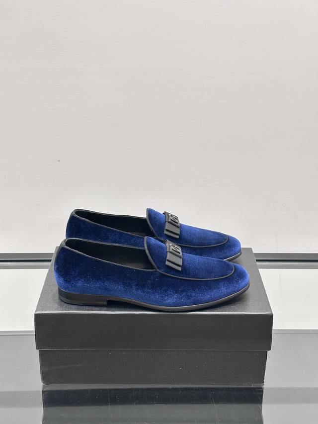 d&G high-end men's dress shoes and casual leather shoes, a must-have for stylish