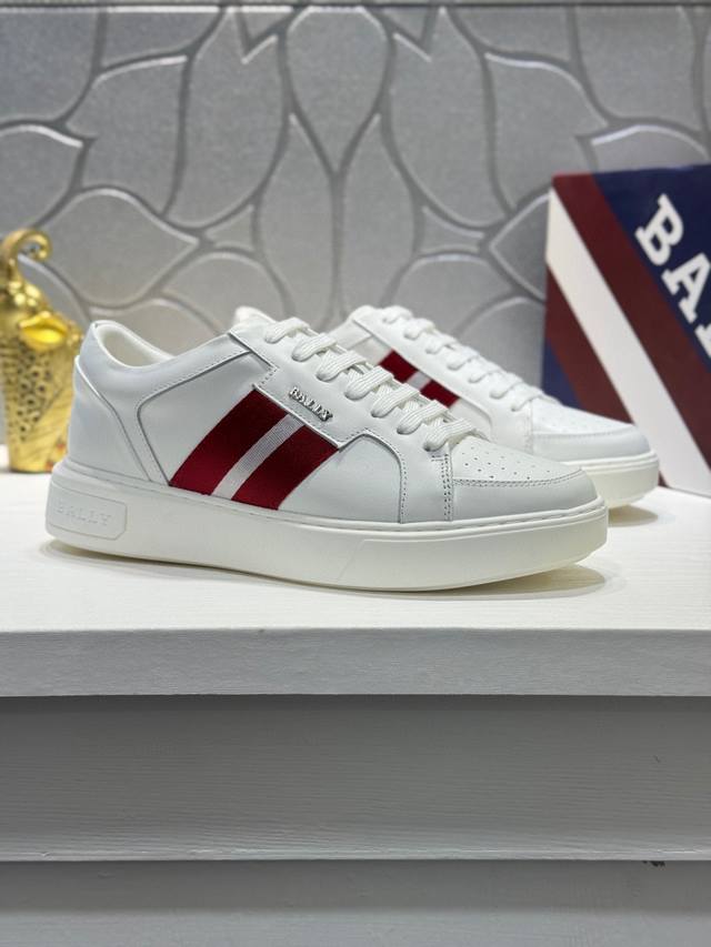 Bally's fashionable men's shoes are now on the market. A must-have item for the Bally's fashionable men's shoes are now on the market. A must-have item for the