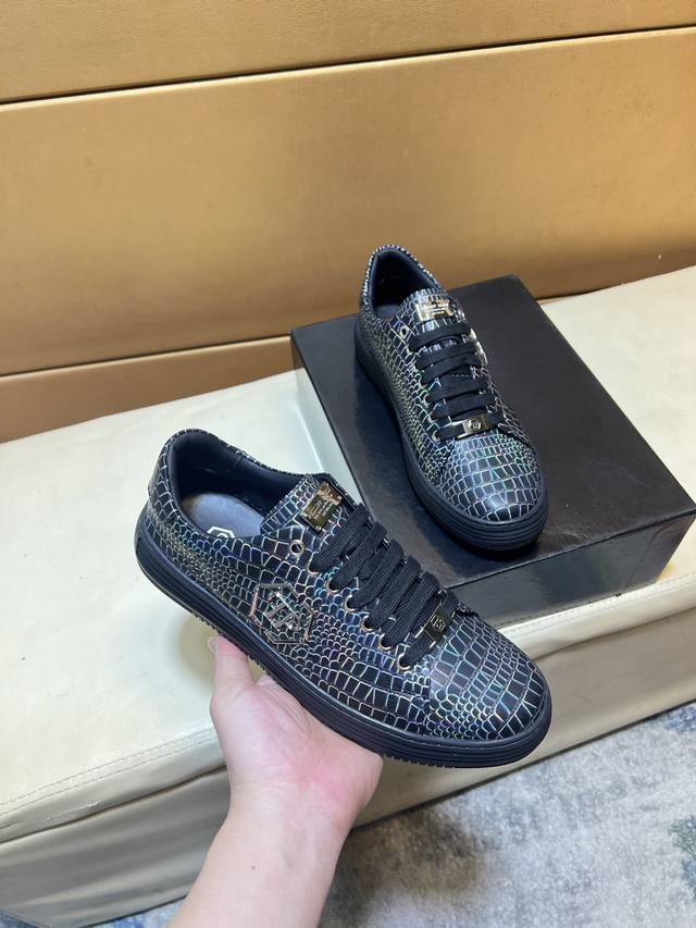 p pp Phillips original quality. ~ Unique modern sneakers. A must-have for trendy