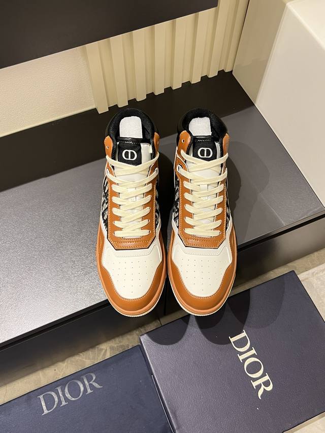 Dio*'s high-top B27 casual sneakers are a new addition to the collection, showca