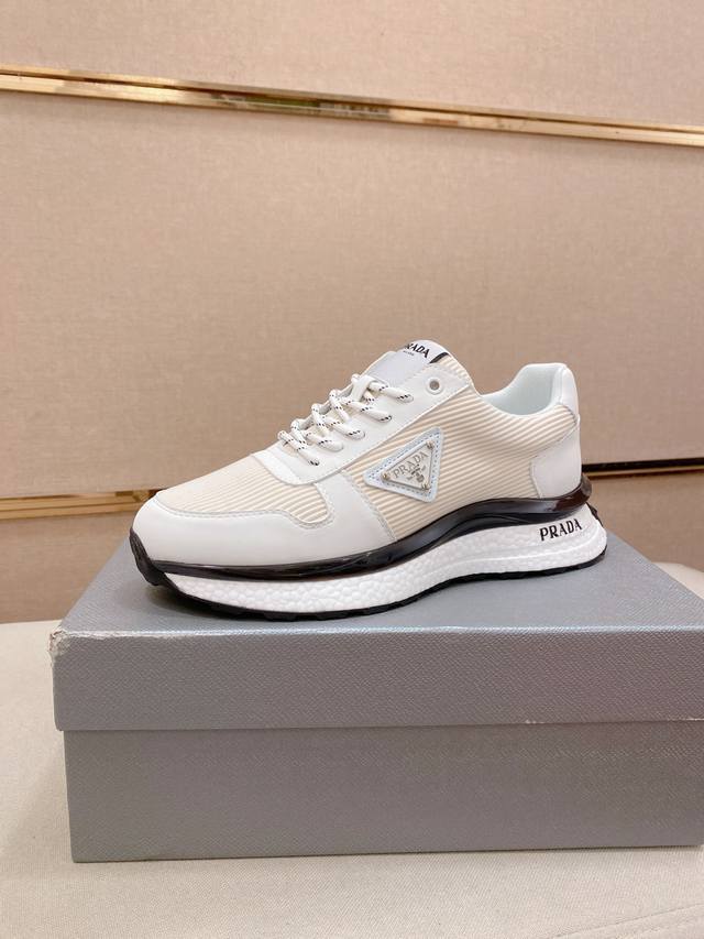 Factory price Prada ~ Prada's newest style is now available on the official web