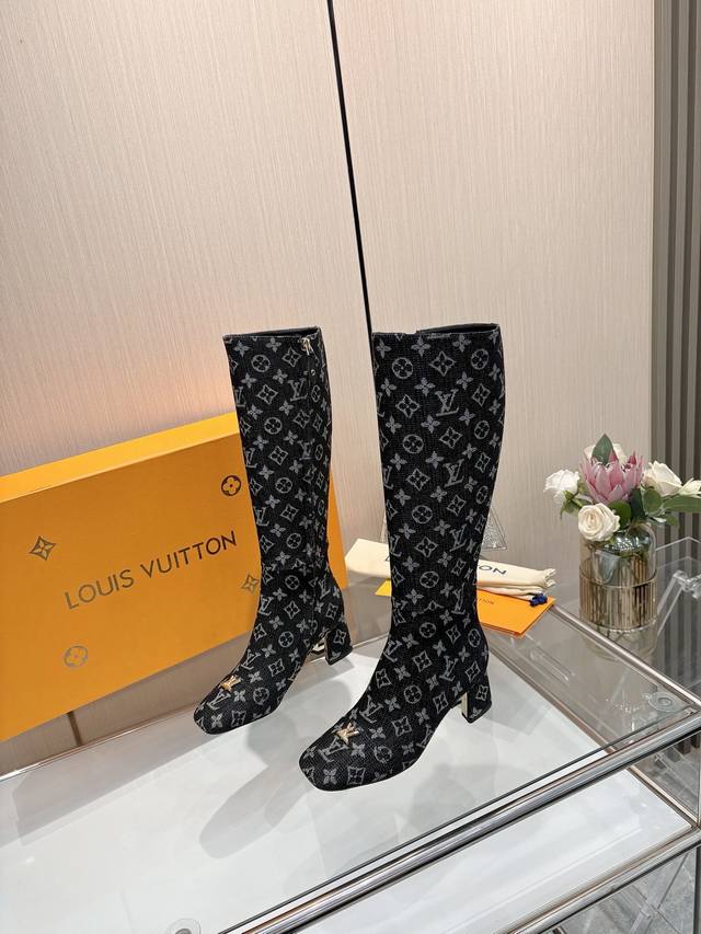 2025 Latest L-brand Autumn/Winter counter latest runway 16-inch high boots, offi