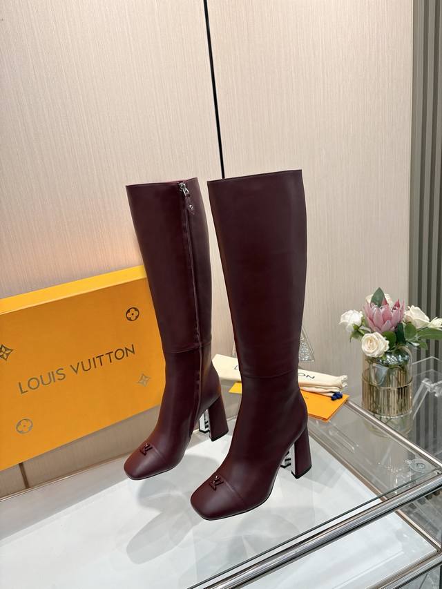 2025 Latest L-brand Fall/Winter counter's latest runway 16-inch high boots, offi