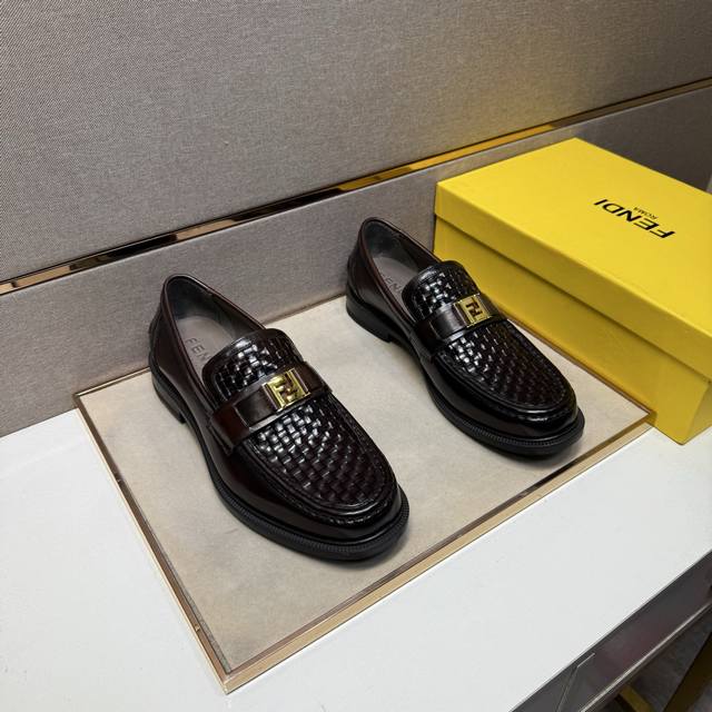 Factory price pp Fendi ~ Men's casual leather shoes 2025Z counter simultaneous