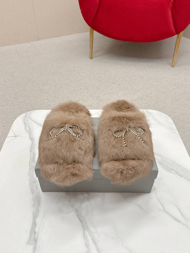 Balenciag*25S new autumn and winter fashion shoes, plush tail cat heel slippers