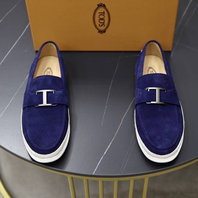 Original quality Tods casual leather shoes slip-on shoes, new style at the coun