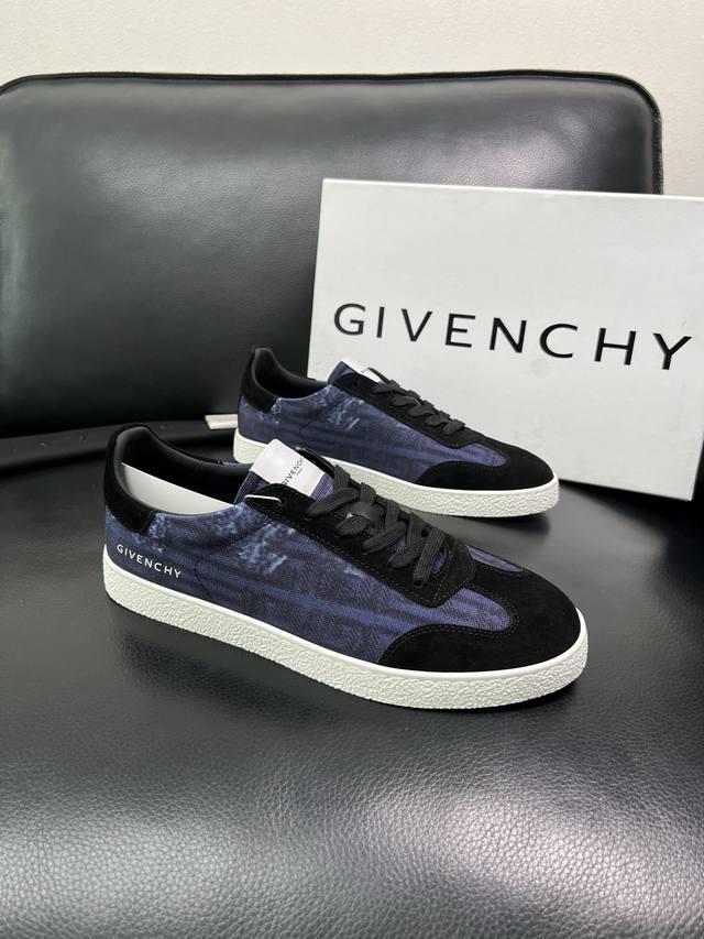 Givenchy high-quality top-level crafts Givenchy counter synchronized original co Givenchy high-quality top-level crafts Givenchy counter synchronized original co