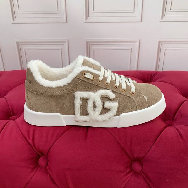 Actual Price: The fur lining is custom-made. High-end version, branded outsole.