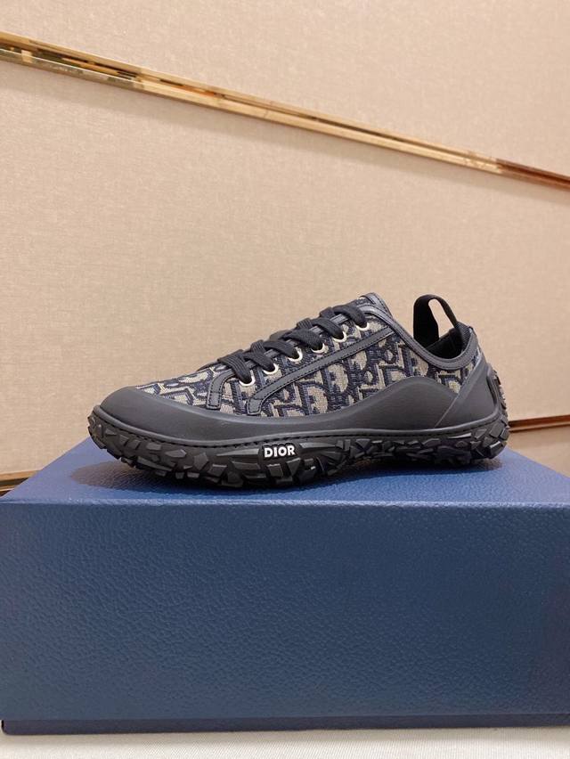 Factory-priced men's sports shoes, original Dior new casual high-top men's shoe