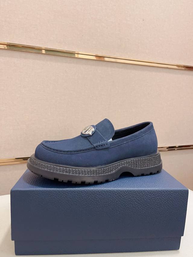 Factory-priced men's sports shoes, original Dior new leather shoes, available s