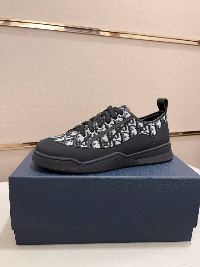 Factory Price Men's Sports Shoes Original Dior New Casual Sports Shoes, Brand N