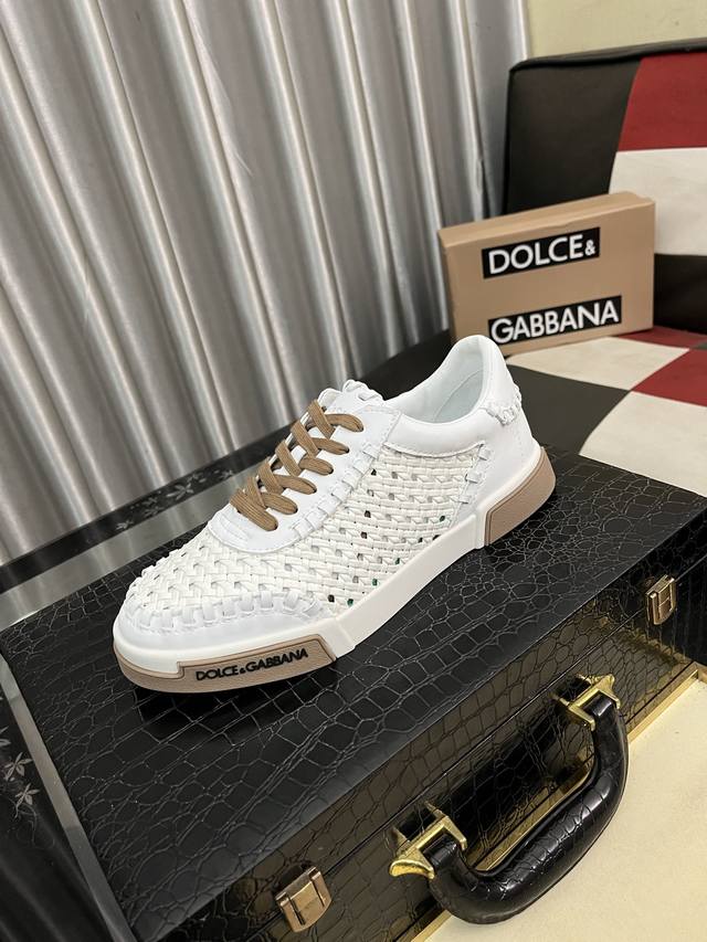 Factory Price Men's Sports Shoes Original DG's latest hit casual shoes feature