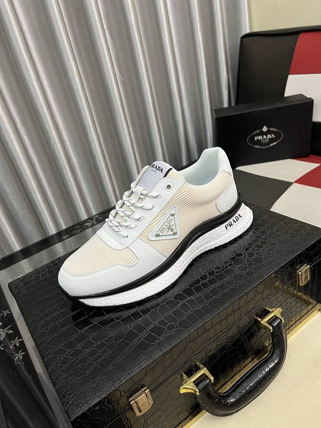 Factory Price Men's Sports Shoes Original Prada New Men's Casual Shoes. These s