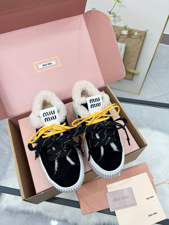Factory price women's sports shoes, original Miu Miu, new models are on the mar