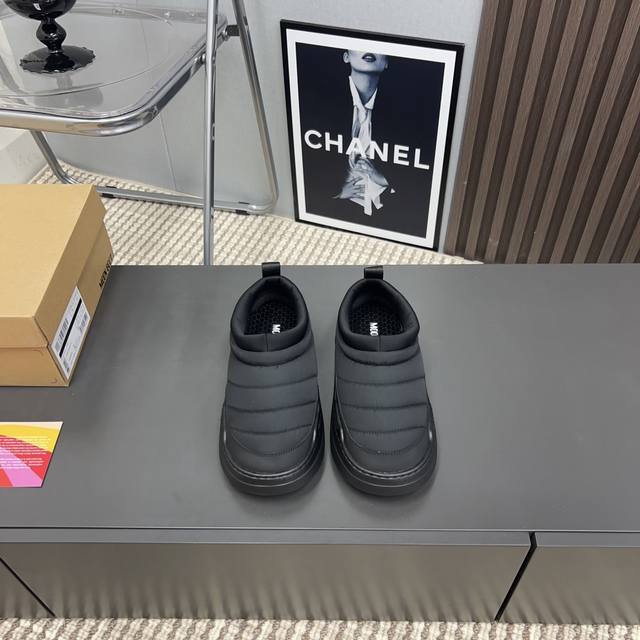 Factory price p Women's clothing Women's shoes Sports original single family top