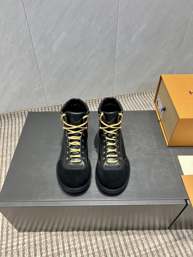 Factory price pp couple exclusive top version L*V Donkey 2025Vs early autumn la