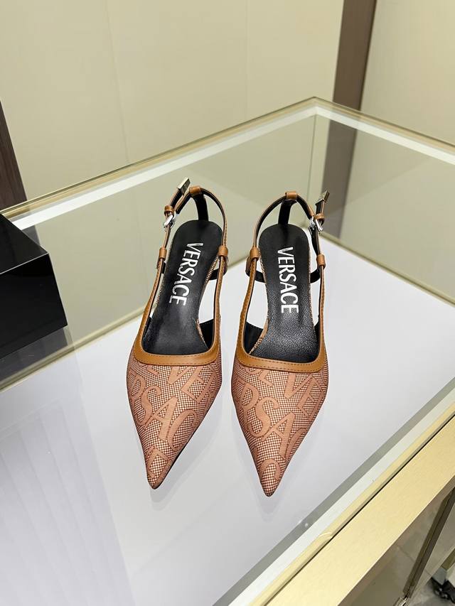 Factory price women's sports shoes original single 35-42 Versace new low-heeled