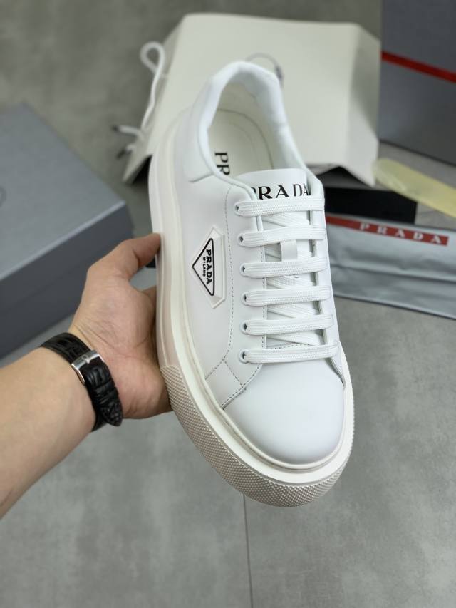 Factory-priced men's sports shoes, original, official website hits. This trendy