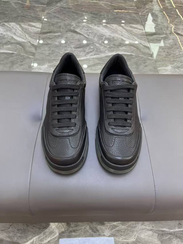 Factory-priced men's sports shoes, original D&G. High-quality, top-notch crafts