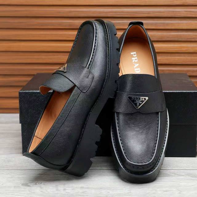 Factory price men's sports shoes, original Prada counter 1:1 original replica,