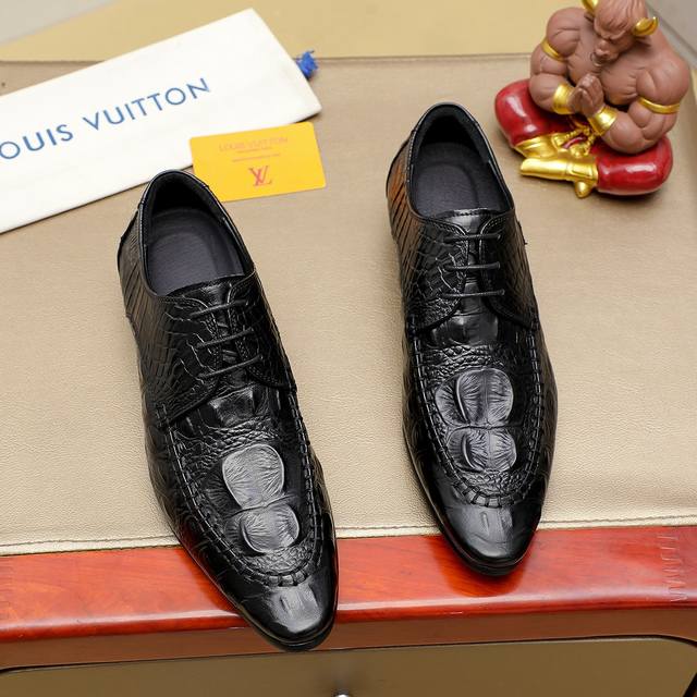 Factory price men's sports shoes original Louis Vuitton LV autumn and winter mo