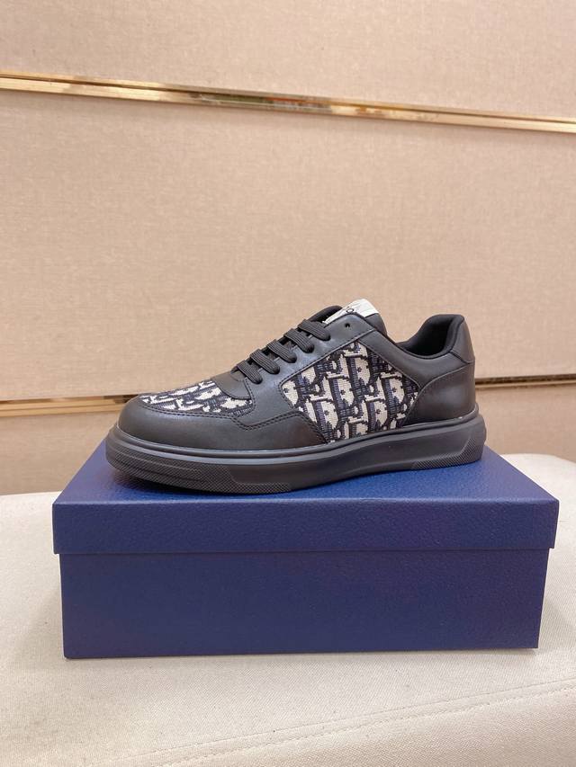 Factory price men's sports shoes original Dior Dior new casual sports style men
