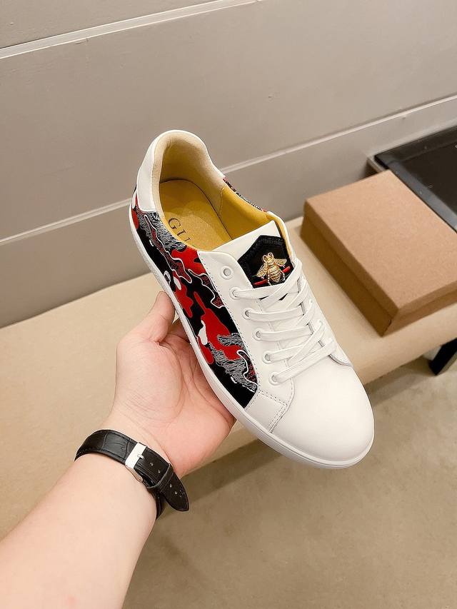 Factory-priced men's sportswear, Gucci brand, official new models, shown at Par