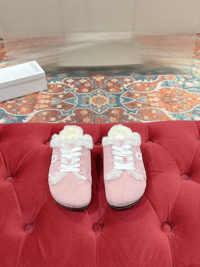 Factory price women's sports shoes original Loewe *Loewe couple's furry slipper