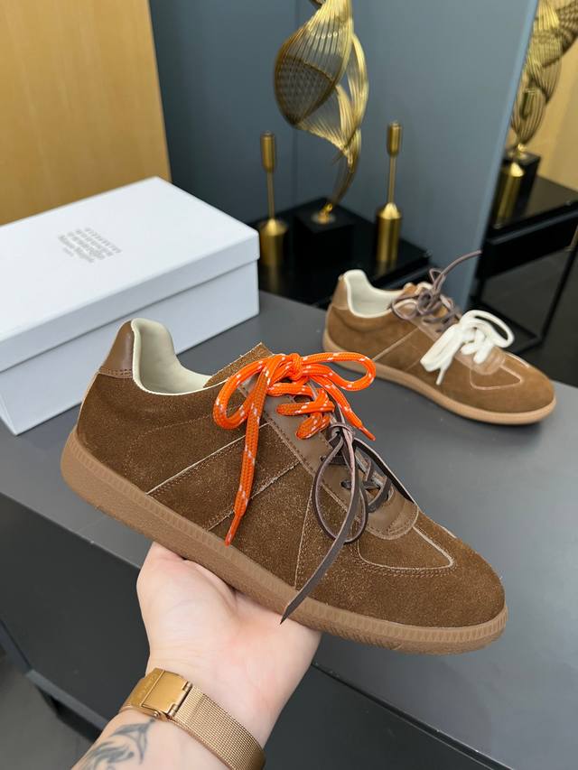 High version 35--45 couple model | German training casual sneakers, a genius de