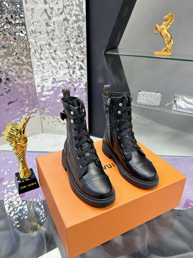 Factory price: Louis Vuitton 2025 Fall/Winter high-end custom-made A runway mode