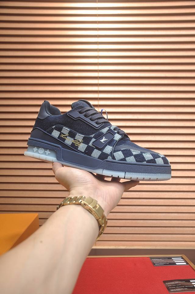 Factory Price p Original Development Quality Welcome to Compare the Lv Sneaker