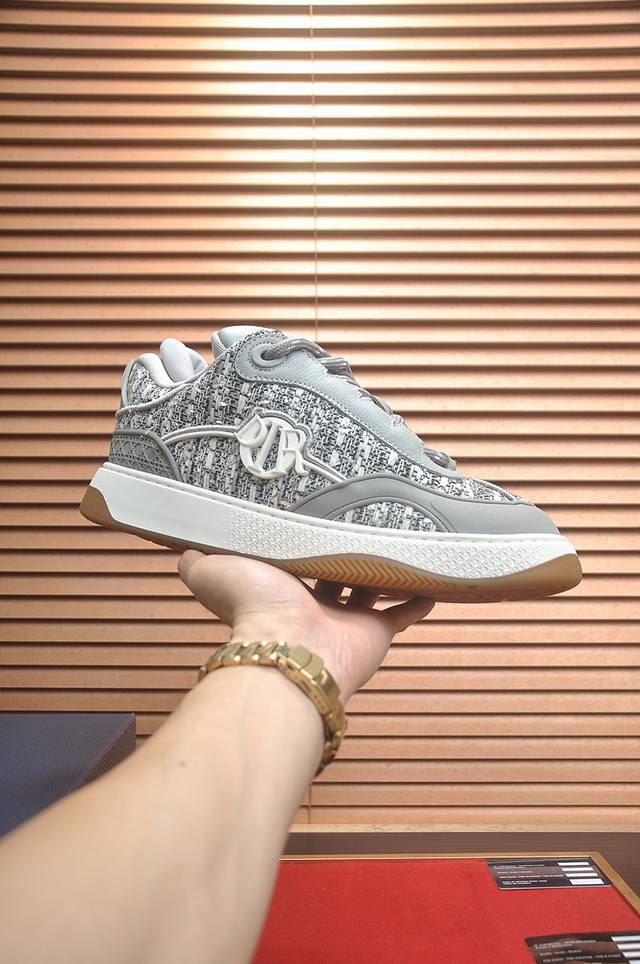 Factory price pp: Top original single Brand: Dior Dior Standard size: Men's siz