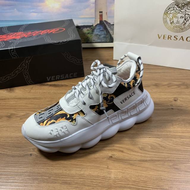 Factory price, official website new color, Versac. Popular dad shoes, couple's Factory price, official website new color, Versac. Popular dad shoes, couple's
