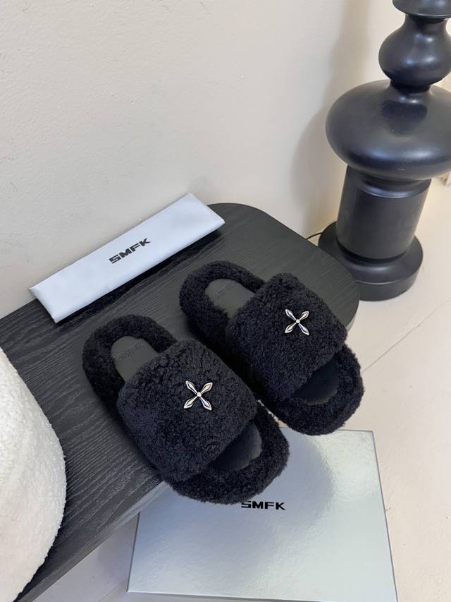 Smfkfw's new Sm Cross Flower series features this year's hottest furry Teddy sli