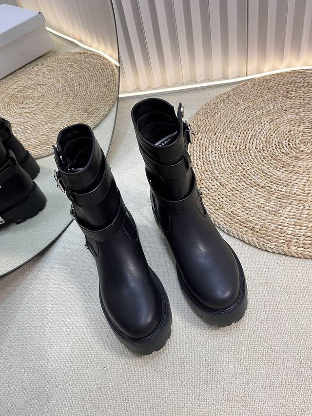 Dior Dior 25 autumn and winter new D-Major series punk style women's boots celeb