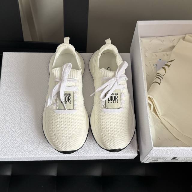 Size: 35-44, men's and women's sizes 45, custom-made, non-refundable and non-exc