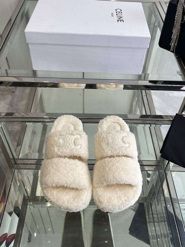 Celine 25Ss Fall/Winter New Slip-On Wool Slippers This season's Celine has me fa