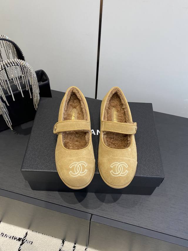 Chanel 25Ss new autumn and winter wool single shoes high version shipped round s