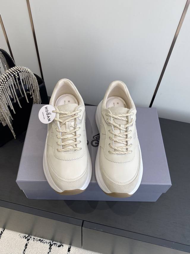 Hogan's latest Chunky series H696 thick-soled white shoes casual sports shoes Or