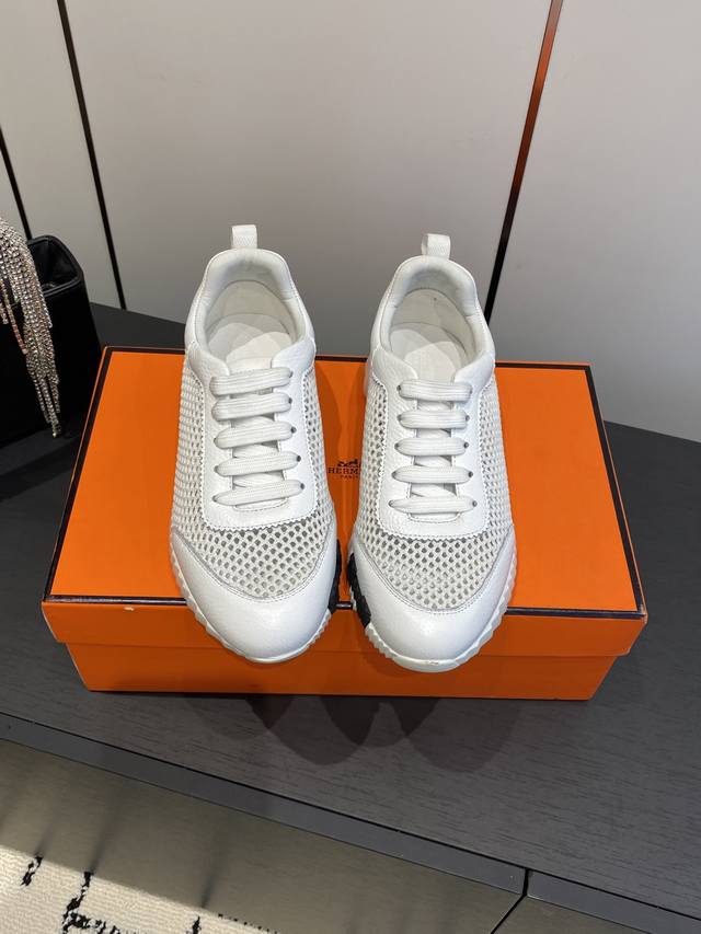 Top version for men and women Hermes H's classic couple's casual sports shoes Co