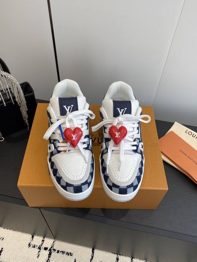 Accessories 60 Louis Vuitton SS's new Lv Trainer series sneakers, basketball sh